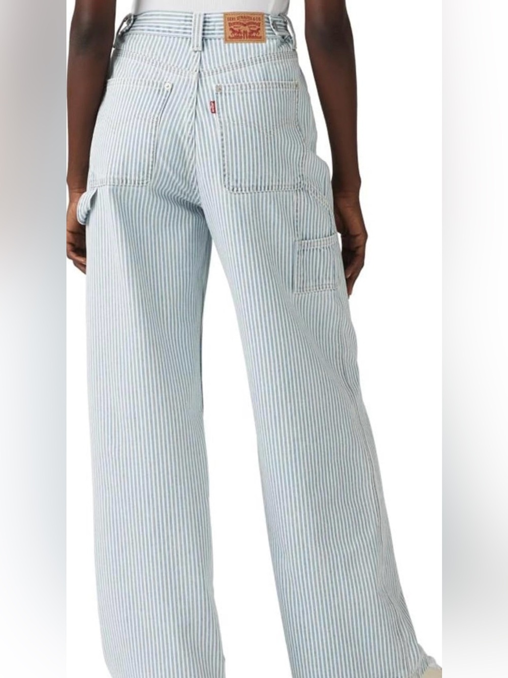 Levi's High-Rise Cinch Baggy Wide-Leg Jeans - Light Blue & White Stripes - Picture 2 of 10